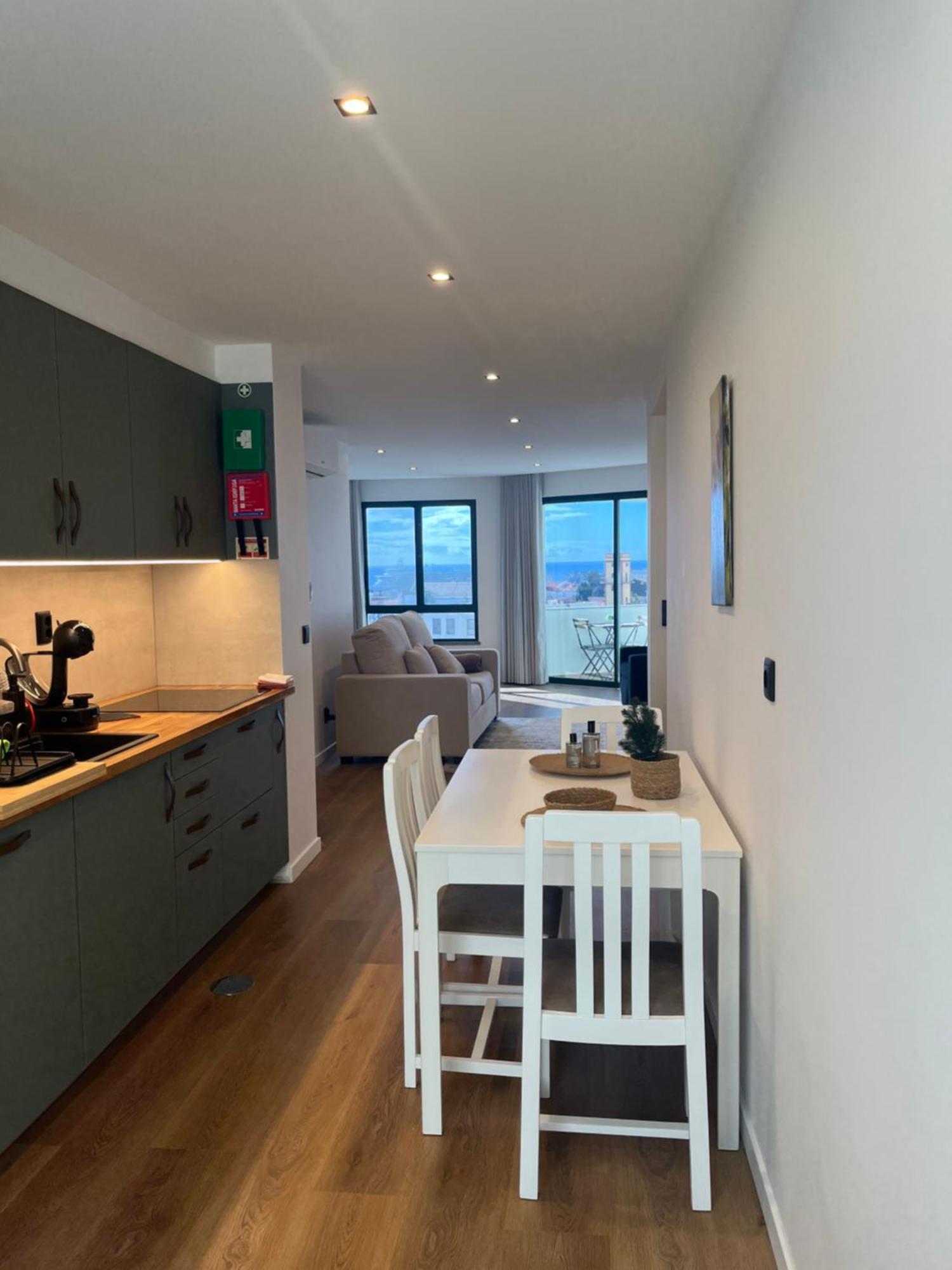Luxury View Apartment *