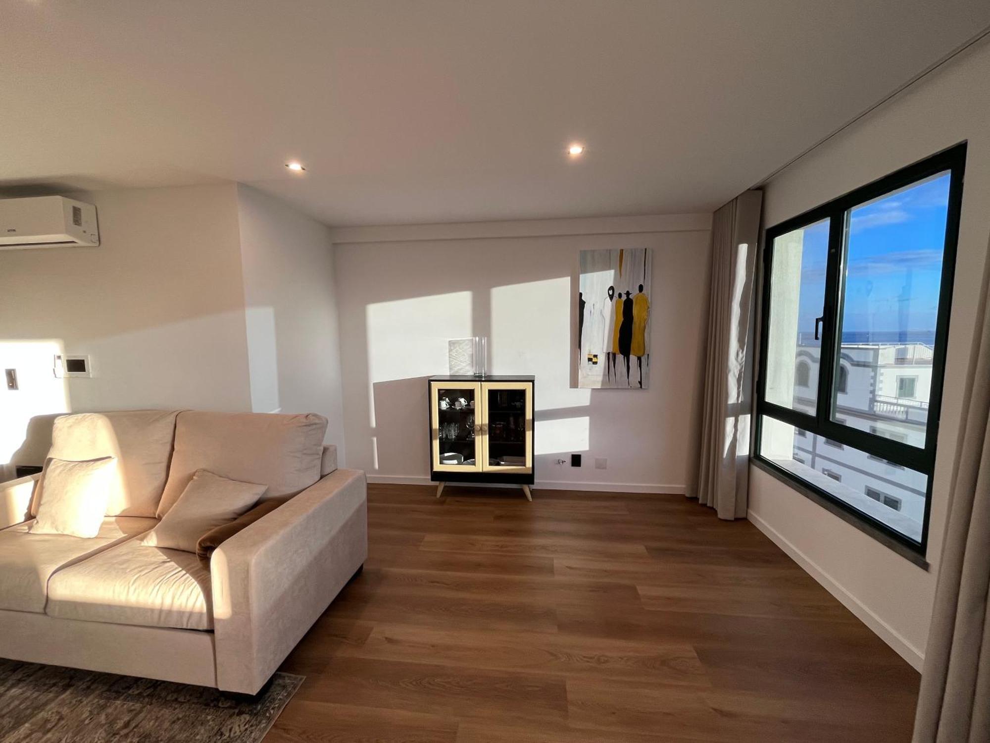 Luxury View Apartment *